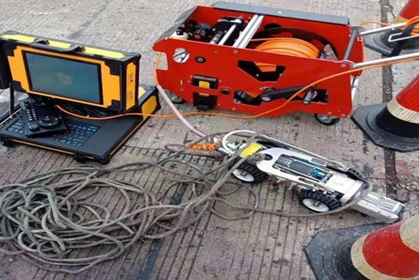 刚察CCTV管道检测机器人